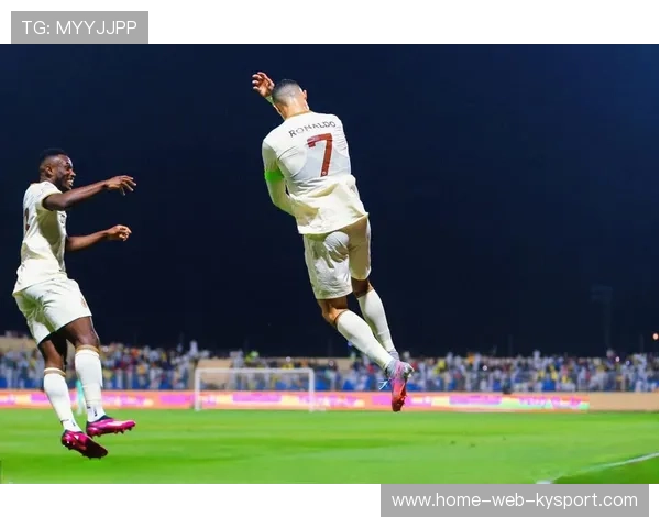 C罗梅开二度，胜利主场气势如虹，c罗对胜利的渴望